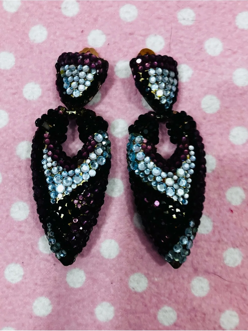 Vintage Beaded Clip-on Earrings.